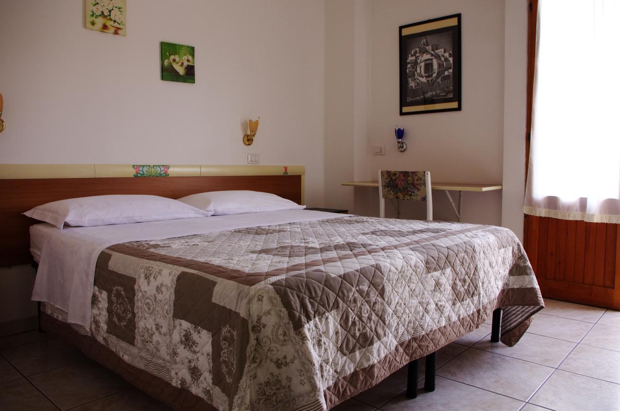 Hotel La Playa San Benedetto del Tronto Extérieur photo